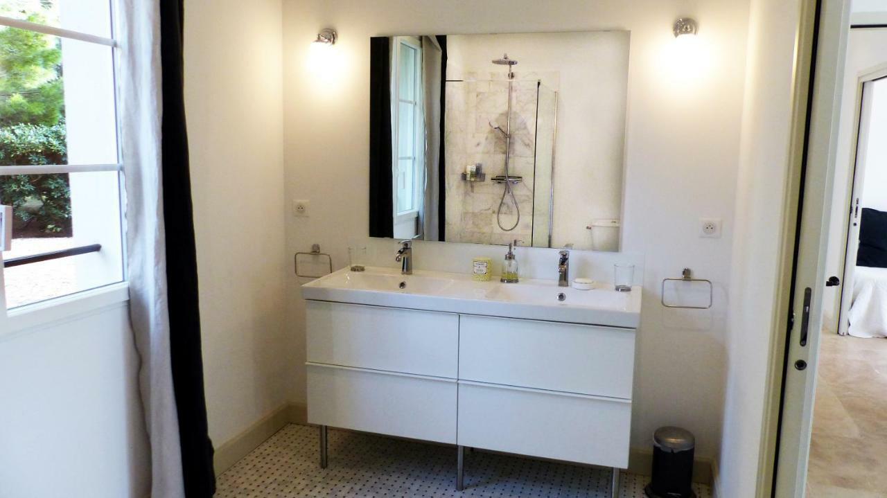Bed and Breakfast La Bergerie Neuve Сет Экстерьер фото